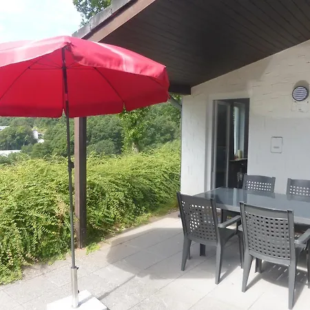 Ferienhaus Eifelurlaub Am See Hébergement de vacances *